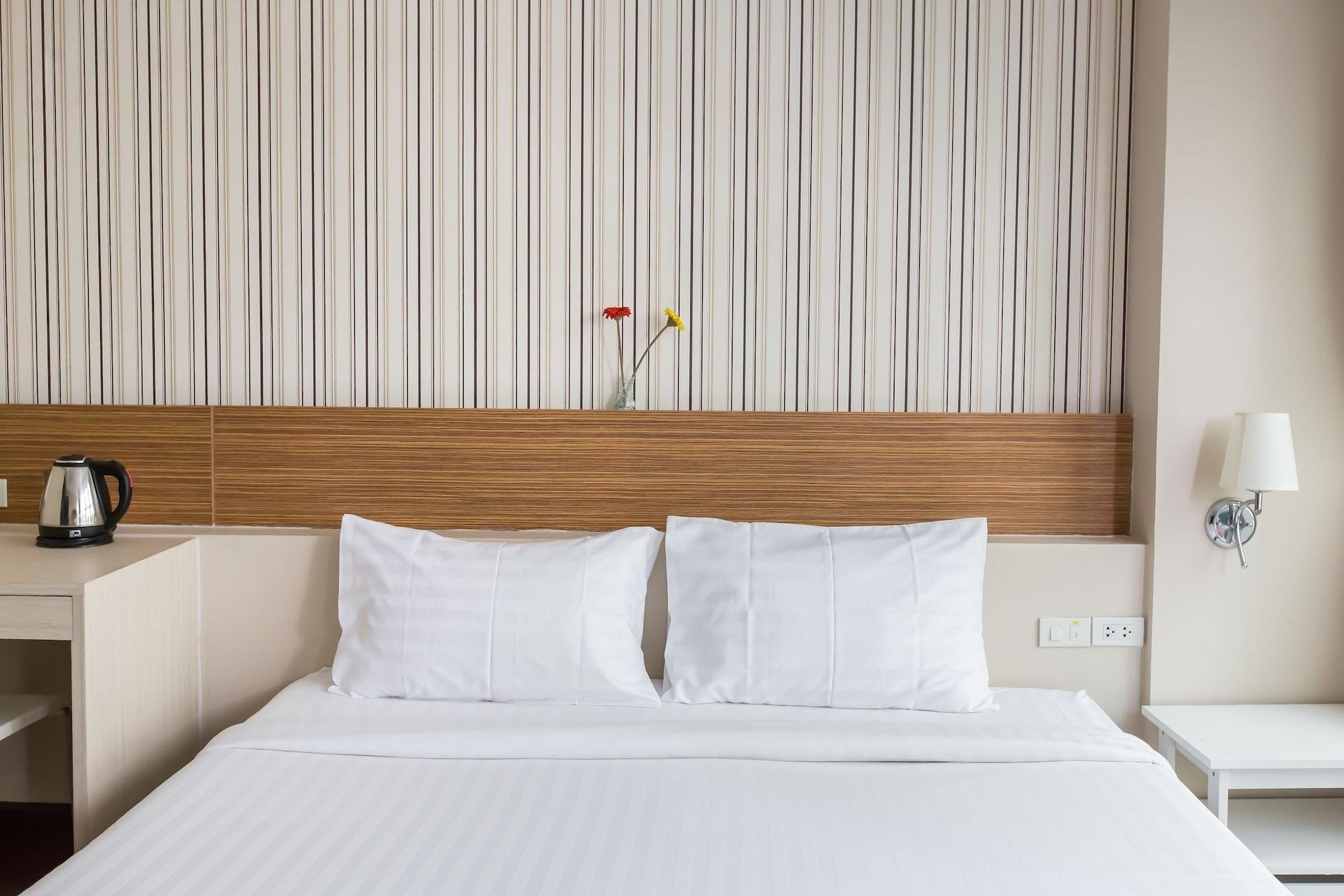 Snooze Hotel Thonglor Bangkok Esterno foto