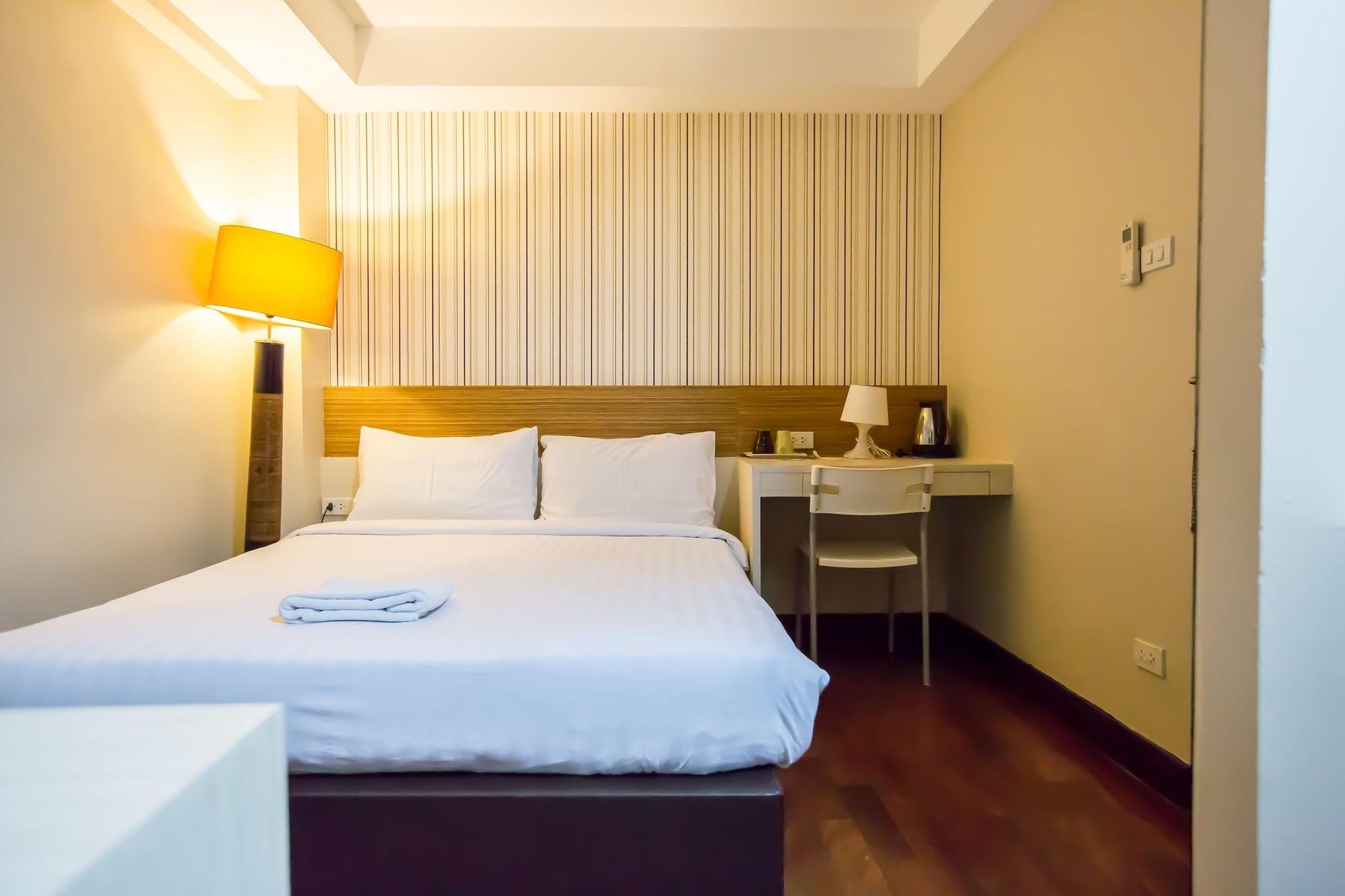 Snooze Hotel Thonglor Bangkok Esterno foto