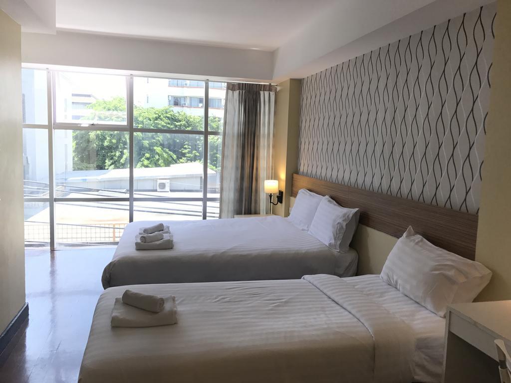 Snooze Hotel Thonglor Bangkok Esterno foto