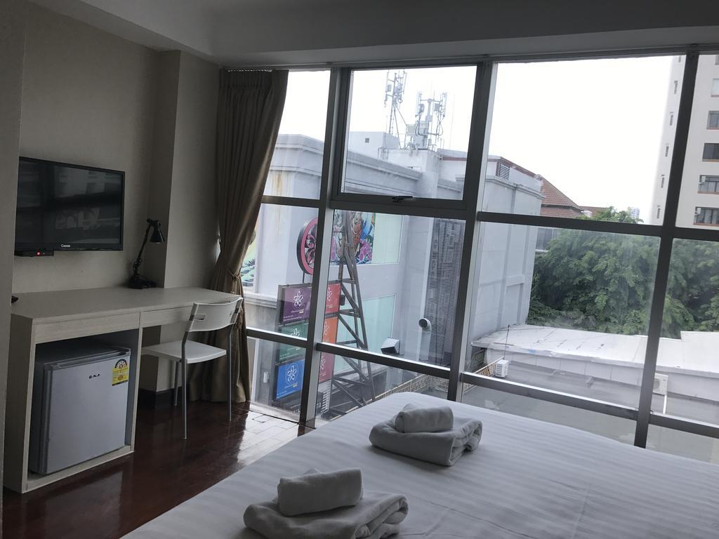 Snooze Hotel Thonglor Bangkok Esterno foto