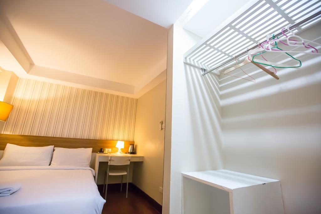 Snooze Hotel Thonglor Bangkok Esterno foto