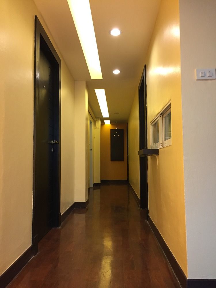 Snooze Hotel Thonglor Bangkok Esterno foto