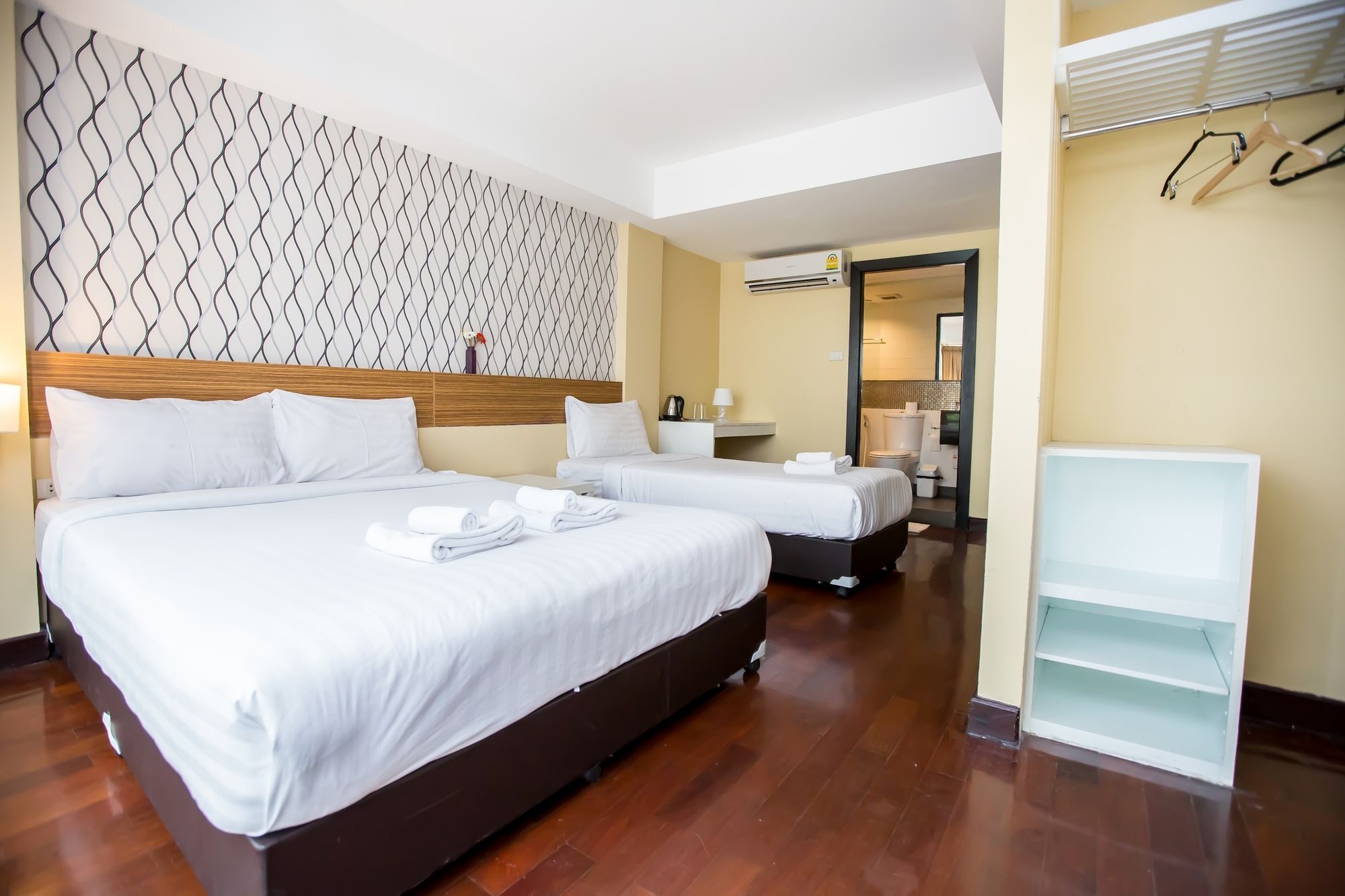 Snooze Hotel Thonglor Bangkok Esterno foto
